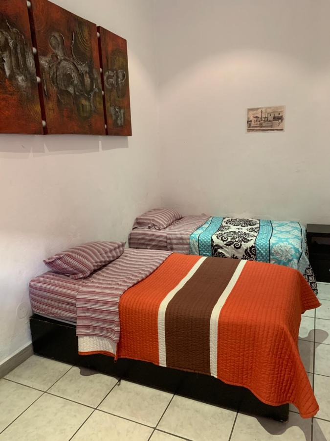 Hotel Cuauhtemoc 2*