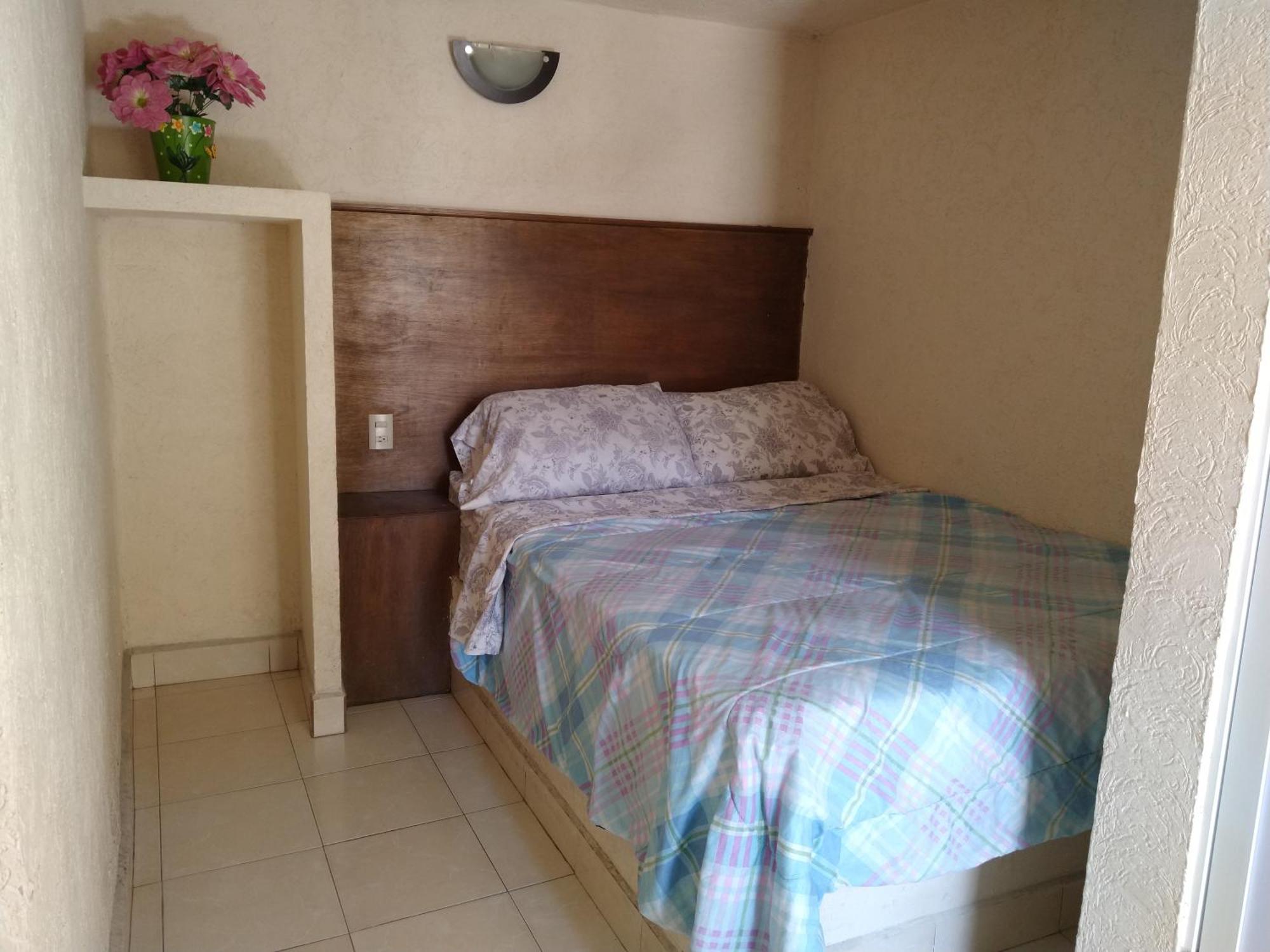 Hotel Cuauhtemoc 2*